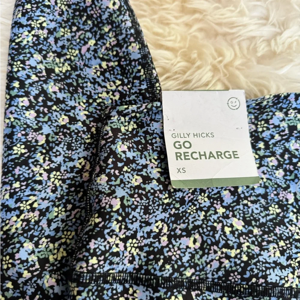 Gilly hicks new XS leggings - Picture 2 of 5